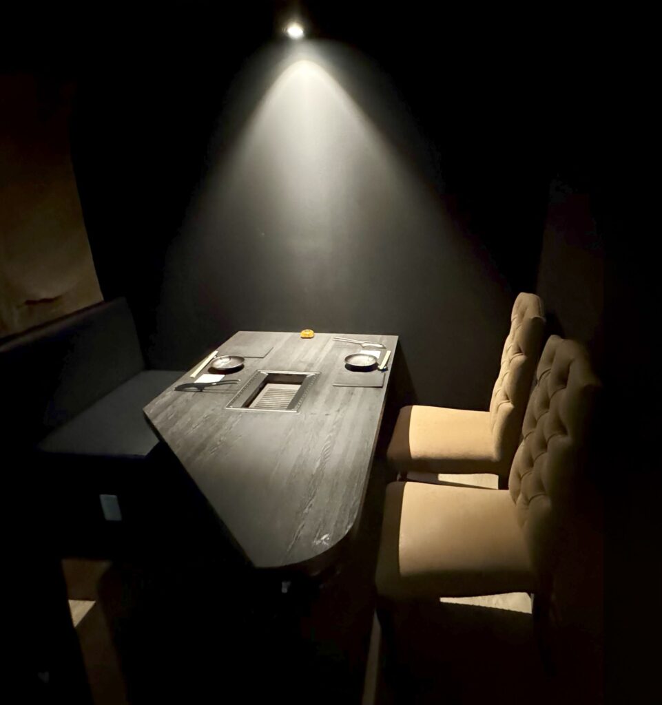 ニクノトリコ六本木一階個室